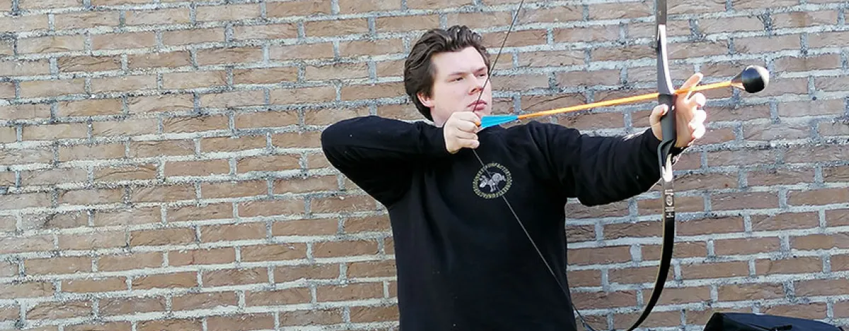 Chris Donckers, oud-student Event- en Projectmanagement. Met de hulp van Startup@Campus richtte hij Donkey’s Fun Factory op.