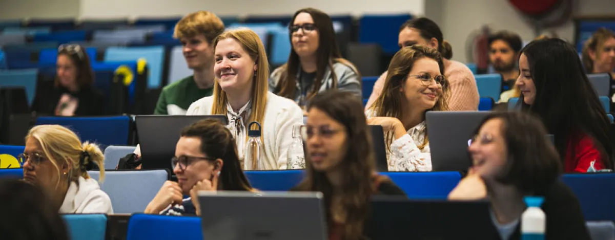 Students in a classroom at KdG