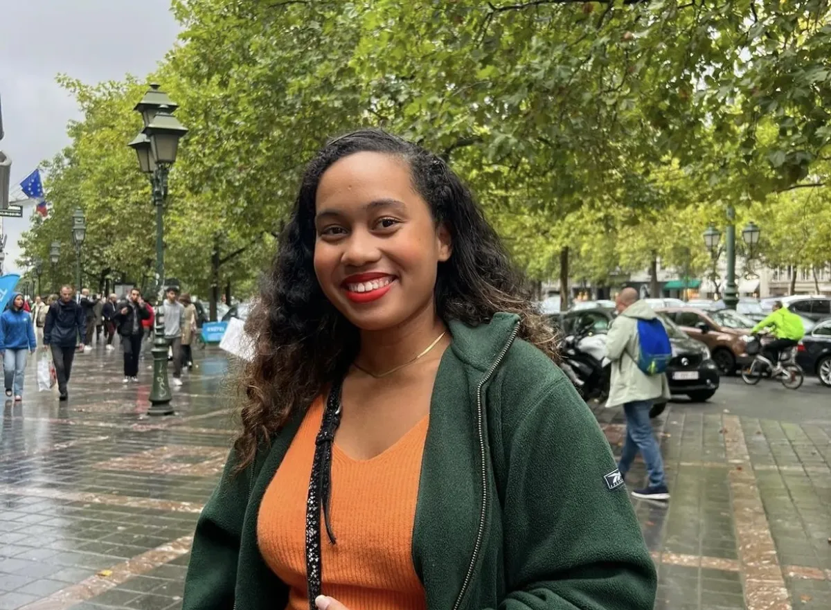 Isa in Belgium