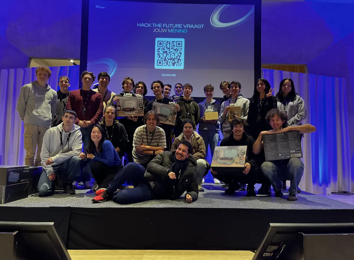 Studenten nemen deel aan Hack the Future