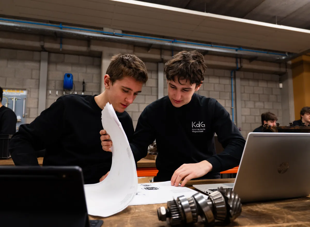 studenten autotechnologie
