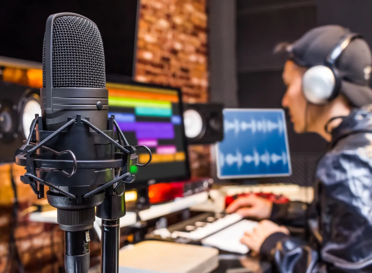 AV Production Creator: AV postproductie, Camera &amp; content creation, Camera en belichtingstechniek, Audiotechniek - Afstudeerprofiel NxT Media KdG Hogeschool